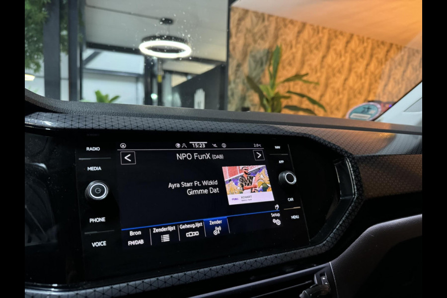 Volkswagen T-Cross 1.5 TSI Style Garantie Carplay StoelVW Camera IQ. Drive ACC Navi Clima Led Dab Rijklaar