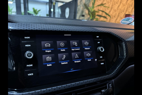 Volkswagen T-Cross 1.5 TSI Style Garantie Carplay StoelVW Camera IQ. Drive ACC Navi Clima Led Dab Rijklaar