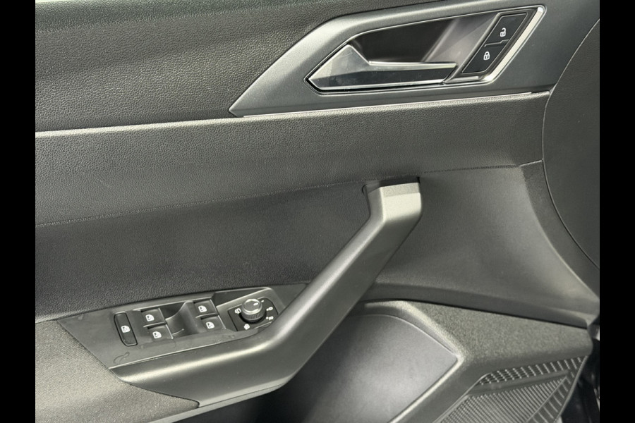 Volkswagen Taigo 1.0 TSI R-Line Edition / Automaat / Camera