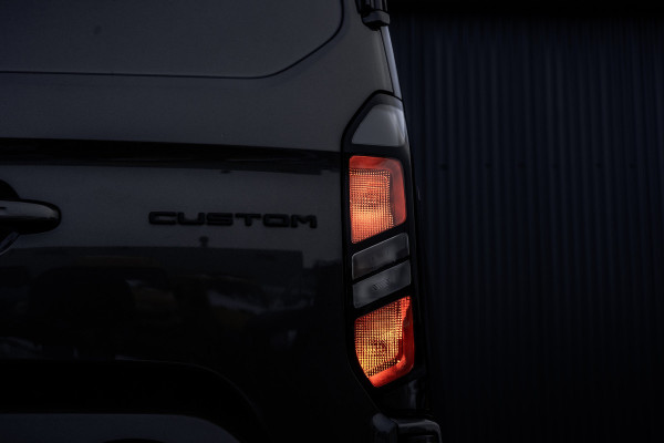 Ford Transit Custom 2.0 TDCI L2H1 Limited | 136 PK | Automaat | Schuifdeur L+R | Carplay | Camera | Led | Cruise | Trekhaak