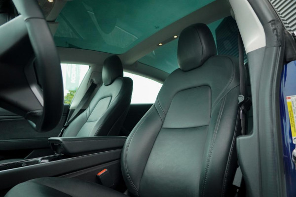 Tesla Model 3 Standard RWD Plus 60 kWh / Autopilot / Marge