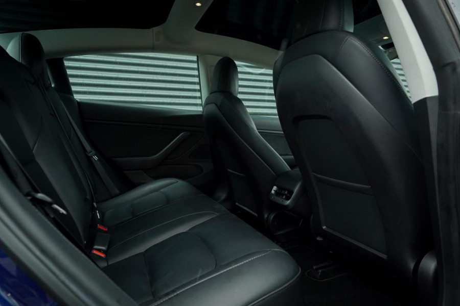 Tesla Model 3 Standard RWD Plus 60 kWh / Autopilot / Marge