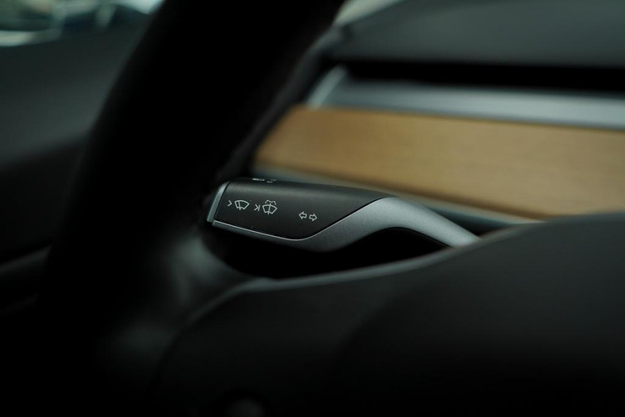 Tesla Model 3 Standard RWD Plus 60 kWh / Autopilot / Marge