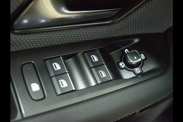 Opel Grandland 1.6 Turbo Plug-in-Hybrid Business Edition | 195 PK | AGR COMFORTSTOELEN | 20" L.M.V. | EL. ACHTERKLEP | PARKEERCAMERA | DEMO