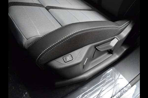 Opel Grandland 1.6 Turbo Plug-in-Hybrid Business Edition | 195 PK | AGR COMFORTSTOELEN | 20" L.M.V. | EL. ACHTERKLEP | PARKEERCAMERA | DEMO