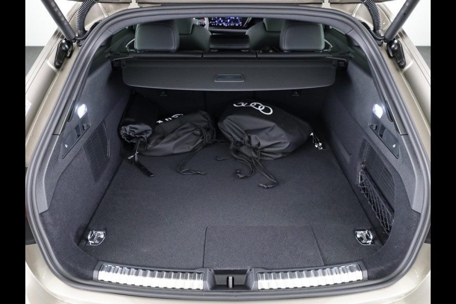 Audi A5 Avant S edition e-hybrid 299 pk | Bang & Olufsen premium 3D | Techniekpakket plus | Elektrische stoelen met memory | Lederen bekleding |