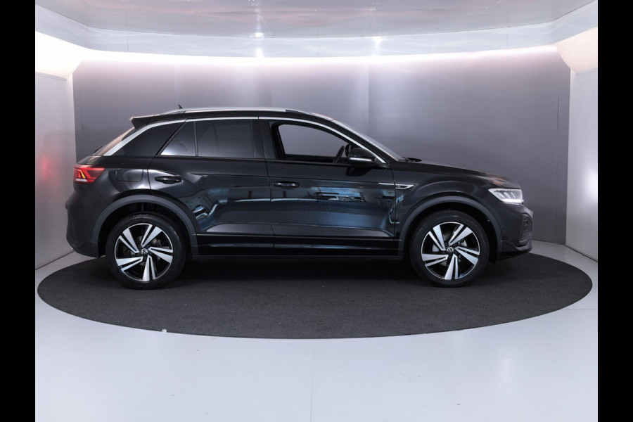 Volkswagen T-Roc 1.5 TSI R-Line 150 pk Automaat (DSG) | Verlengde garantie | Navigatie | Trekhaak (afneembaar) | Parkeersensoren (Park assist) | Achteruitrijcamera | R-Line |