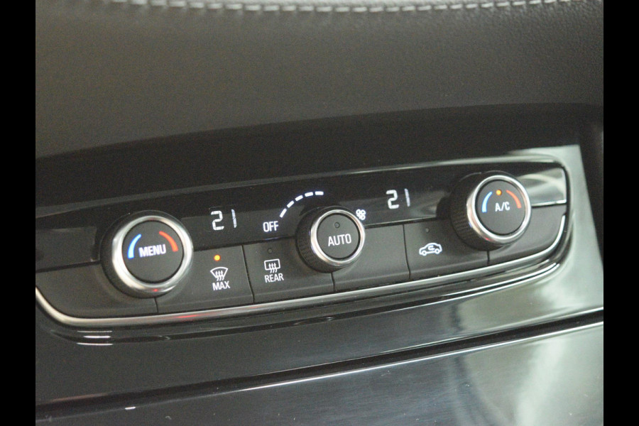 Opel Grandland X 1.2 Turbo Business + 130 PK | NAVIGATIE & CARPLAY | ACHTERUITRIJCAMERA MET SENSOREN | E.C.C. | SIDE STEPS | 19" L.M.V. MET ALL SEASON BANDEN |