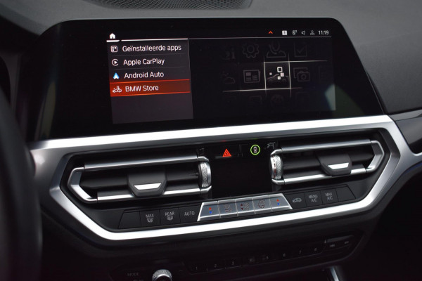 BMW 3 Serie Touring 318i High Executive Sport Line | TREKHAAK | APPLE CARPLAY | NAP | DEALER ONDERHOUDEN | ANDROID AUTO