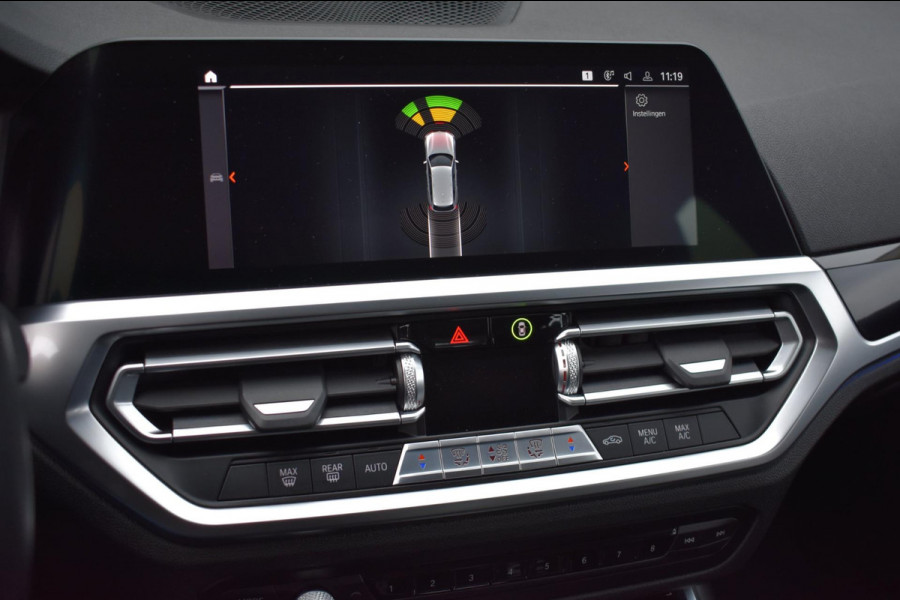 BMW 3 Serie Touring 318i High Executive Sport Line | TREKHAAK | APPLE CARPLAY | NAP | DEALER ONDERHOUDEN | ANDROID AUTO