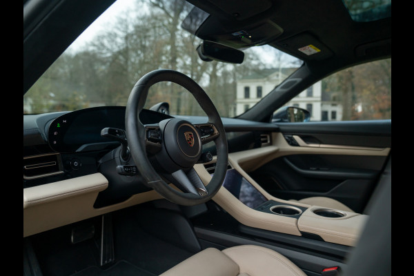 Porsche Taycan Turbo S 93 kWh | SportDesign Carbon | Burmester | Keramisch | PDCC Sport | Porsche Approved 12-2026