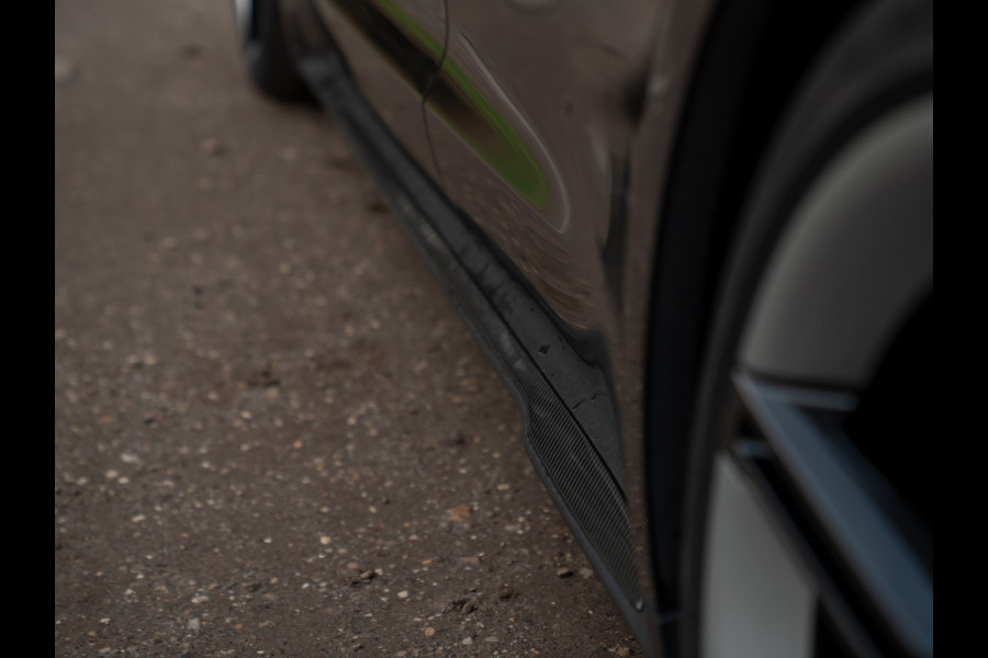 Porsche Taycan Turbo S 93 kWh | SportDesign Carbon | Burmester | Keramisch | PDCC Sport | Porsche Approved 12-2026