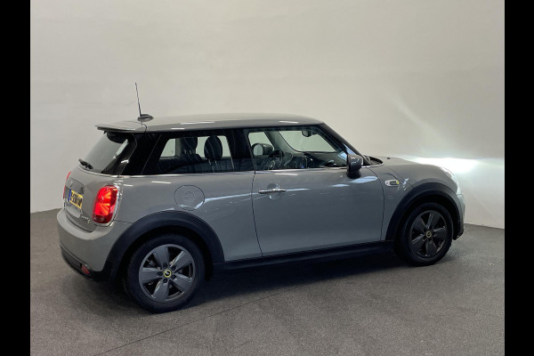 MINI Mini Electric Basic 33 kWh SOH 96% Navigatie Cruise Control Full Led Virtual Cockpit Lichtmetalen velgen Airco