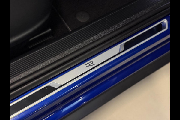 Volkswagen T-Roc 1.5 TSI 3X R-LINE | PANO | VIRTUAL | IQ LED | TREKHAAK | DSG