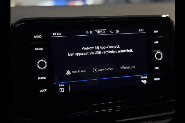 Volkswagen T-Roc 1.5 TSI 3X R-LINE | PANO | VIRTUAL | IQ LED | TREKHAAK | DSG