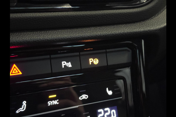 Volkswagen T-Roc 1.5 TSI 3X R-LINE | PANO | VIRTUAL | IQ LED | TREKHAAK | DSG