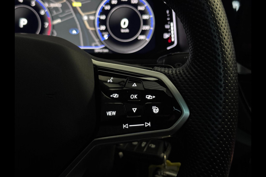 Volkswagen T-Roc 1.5 TSI 3X R-LINE | PANO | VIRTUAL | IQ LED | TREKHAAK | DSG