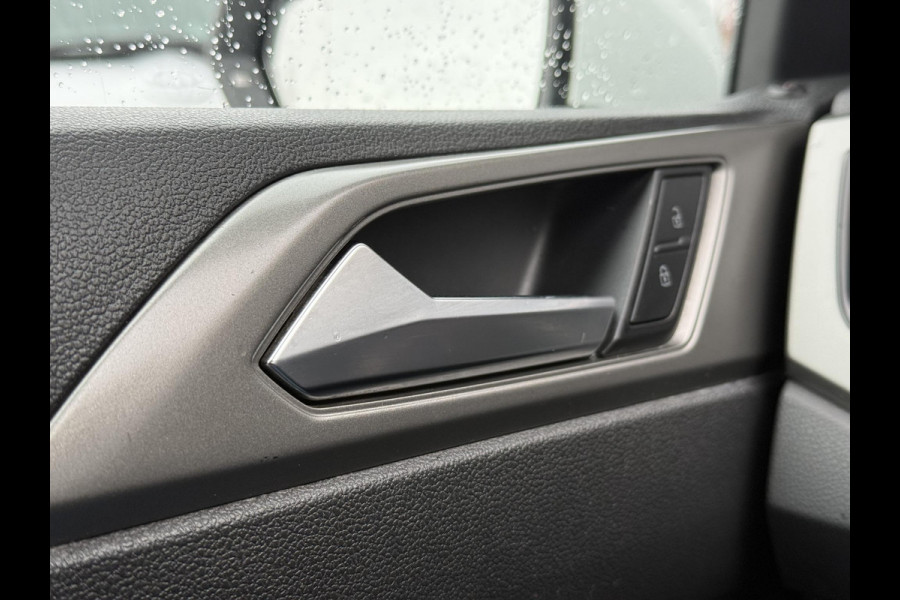 Volkswagen Polo 1.0 TSI Comfortline 2e Eigenaar,Distributie Recent Vervangen,Dealer Onderhouden,Navi,Airco,Cruise,Apple Carplay,N.A.P,LED,Bj 11-2018,Apk tot 11-2027