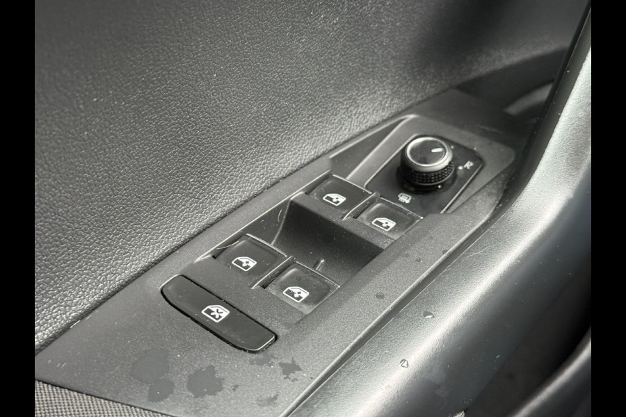 Volkswagen Polo 1.0 TSI Comfortline 2e Eigenaar,Distributie Recent Vervangen,Dealer Onderhouden,Navi,Airco,Cruise,Apple Carplay,N.A.P,LED,Bj 11-2018,Apk tot 11-2027