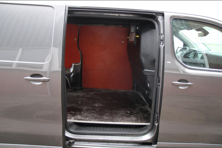 Opel Vivaro 2.0 CDTI L3H1 Edition / Automaat / Camera / 3 zits / Trekhaak