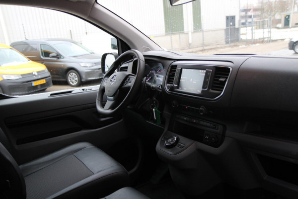 Opel Vivaro 2.0 CDTI L3H1 Edition / Automaat / Camera / 3 zits / Trekhaak