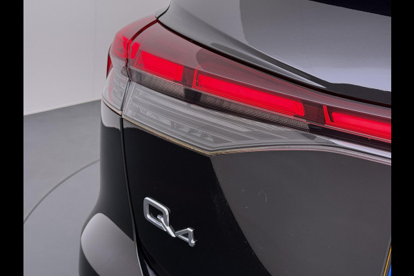Audi Q4 Sportback e-tron 45 quattro S LINE 77 kWh SOH 91% VERLENGDE FABRIEKSGARANTIE T/M 9-2027 | ELECTR ACHTERKLEP | SONOS AUDIO | CAMERA | ELECTR ACHTERKLEP | RIJKLAARPRIJS INCL. 12 MND BOVAG GARANTIE|