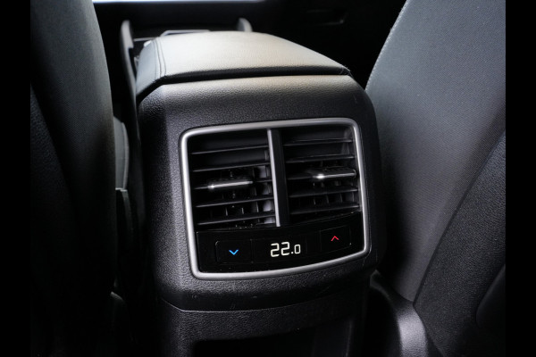 Kia Sportage 1.6 T-GDi Plug-in Hybrid AWD DynamicLine | Navigatie | Adaptive Cruise | Climate Control