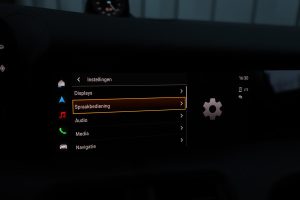 Porsche Taycan Cross Turismo 4 93 kWh | 476PK | Luchtvering (PASM) | Keyless-go | Sport-chrono | Bose | Hefsysteem vooras | Stuurwielverw. | 2022.