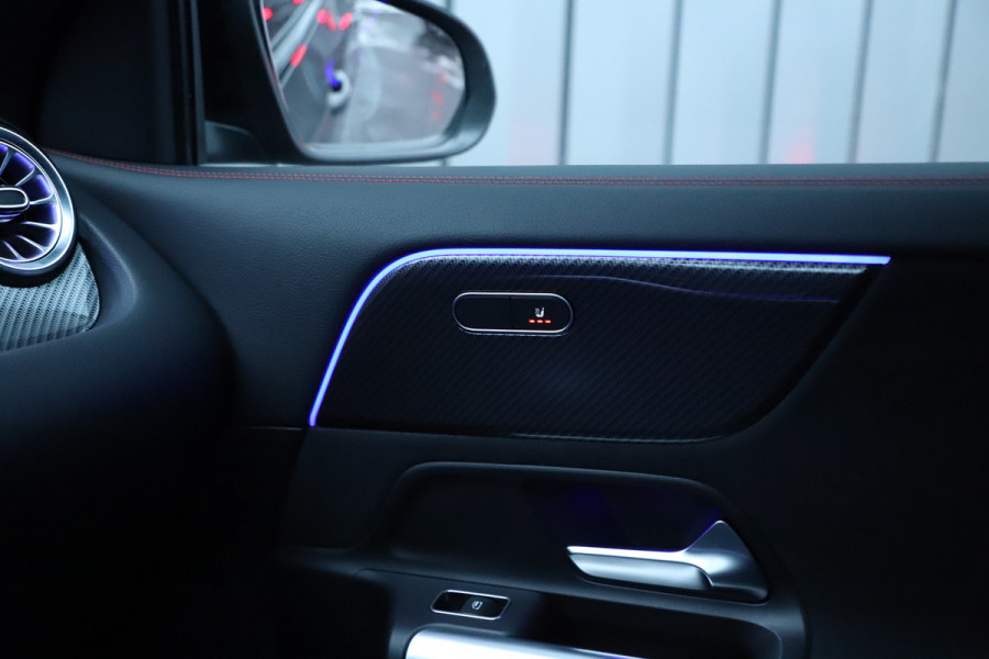 Mercedes-Benz GLA 250e AMG | 218PK | Sfeerverlichting | Led | Stoelverwarming | Standkachel | Widescreen | Carplay | Clima | 2022.