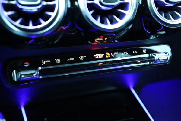 Mercedes-Benz GLA 250e AMG | 218PK | Sfeerverlichting | Led | Stoelverwarming | Standkachel | Widescreen | Carplay | Clima | 2022.