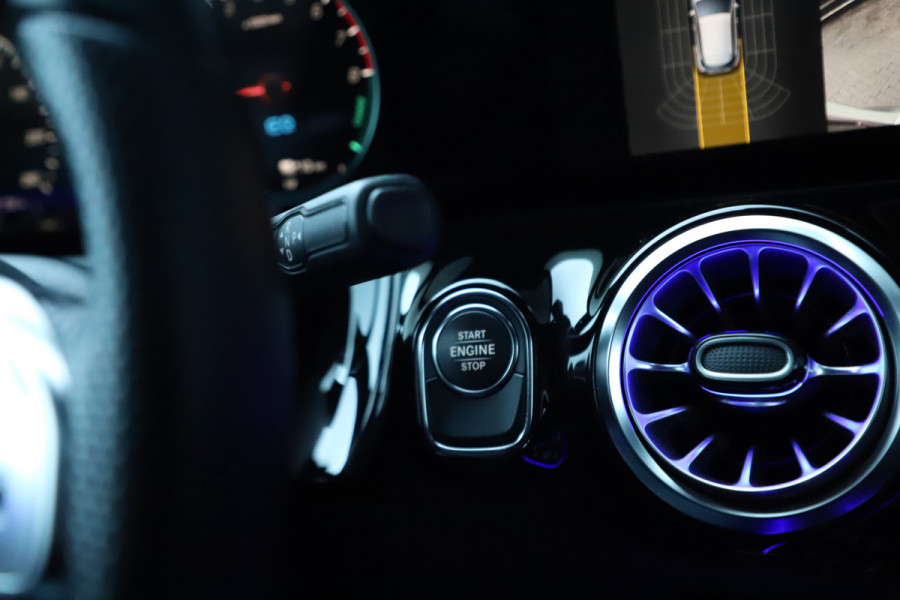 Mercedes-Benz GLA 250e AMG | 218PK | Sfeerverlichting | Led | Stoelverwarming | Standkachel | Widescreen | Carplay | Clima | 2022.