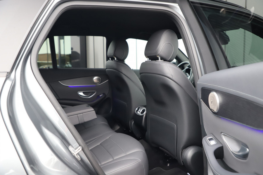 Mercedes-Benz GLC 300e AMG 4-Matic | 320PK | Head-up | Keyless-go | Sfeerverlichting | Multibeam | Stuurwielverw. | Air-balance | 2020.