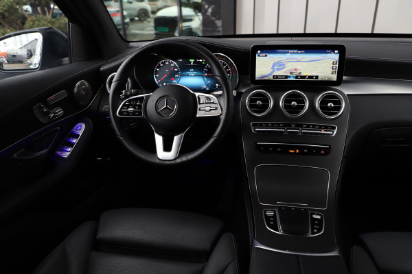 Mercedes-Benz GLC 300e AMG 4-Matic | 320PK | Head-up | Keyless-go | Sfeerverlichting | Multibeam | Stuurwielverw. | Air-balance | 2020.