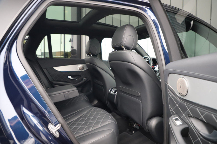 Mercedes-Benz GLC AMG 43 4-Matic | 367PK | Head-up | Luchtvering | Designo | Keyless-go | Distronic+ | ILS | Sfeerverlichting | 2018.