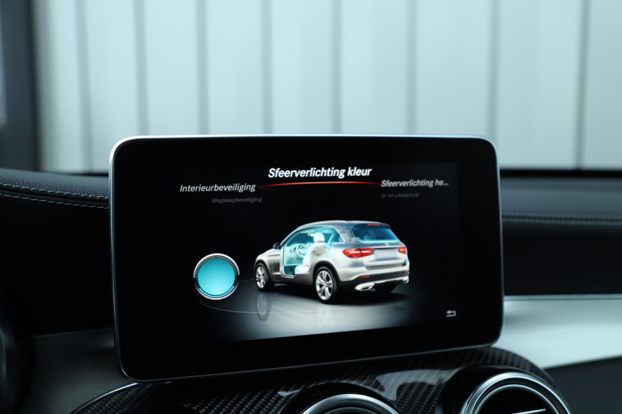 Mercedes-Benz GLC AMG 43 4-Matic | 367PK | Head-up | Luchtvering | Designo | Keyless-go | Distronic+ | ILS | Sfeerverlichting | 2018.