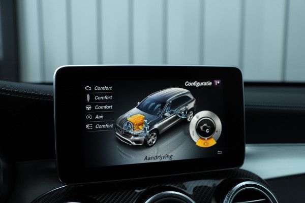 Mercedes-Benz GLC AMG 43 4-Matic | 367PK | Head-up | Luchtvering | Designo | Keyless-go | Distronic+ | ILS | Sfeerverlichting | 2018.