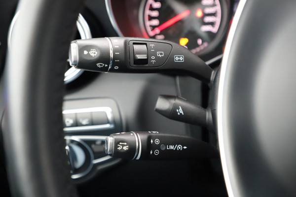 Mercedes-Benz GLC AMG 43 4-Matic | 367PK | Head-up | Luchtvering | Designo | Keyless-go | Distronic+ | ILS | Sfeerverlichting | 2018.