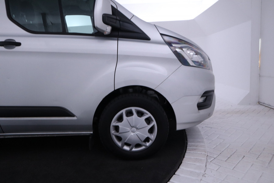 Ford Transit Custom 340 2.0 TDCI L2H2 Limited 130Pk, Navigatie, Airco