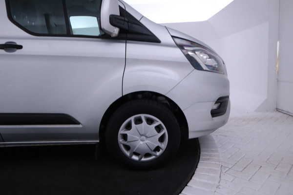 Ford Transit Custom 340 2.0 TDCI L2H2 Limited 130Pk, Navigatie, Airco