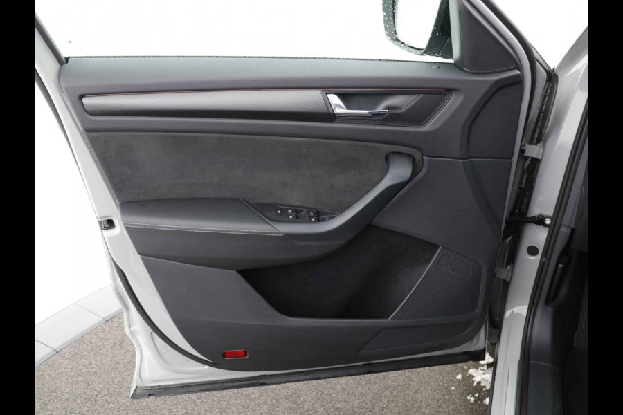 Škoda Kodiaq 1.5 TSI Sportline Virtual Carplay Trekhaak Stoel+Stuurverw. Business