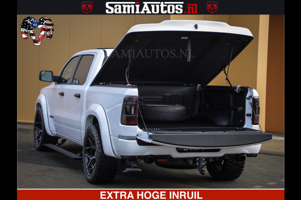 Dodge Ram 1500 Limited Night | 5.7 V8 Hemi Full Option | Comfortabele Dubbele Cabine met Royale 5 Zitplaatsen | De Meest Luxe en Volle Pick-Up in zijn Klasse | BPM vrij | Nu Leverbaar uit Voorraad | Voorraad Nr v45lpr