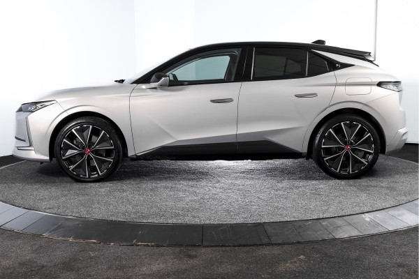 DS DS 4 E-Tense 225 PK Performance Line+ Orig. NL | Dig. Cockpit | Adapt. Cruise | Stoel-+Stuurverw. | Elek. stoelen | 360 Camera | NAV + App. Connect | ECC | Elek. Klep | Afn. Trekhaak | LM 20" |