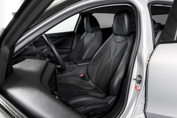 DS DS 4 E-Tense 225 PK Performance Line+ Orig. NL | Dig. Cockpit | Adapt. Cruise | Stoel-+Stuurverw. | Elek. stoelen | 360 Camera | NAV + App. Connect | ECC | Elek. Klep | Afn. Trekhaak | LM 20" |