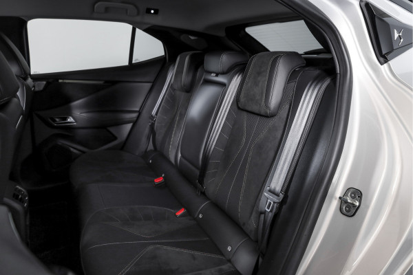 DS DS 4 E-Tense 225 PK Performance Line+ Orig. NL | Dig. Cockpit | Adapt. Cruise | Stoel-+Stuurverw. | Elek. stoelen | 360 Camera | NAV + App. Connect | ECC | Elek. Klep | Afn. Trekhaak | LM 20" |