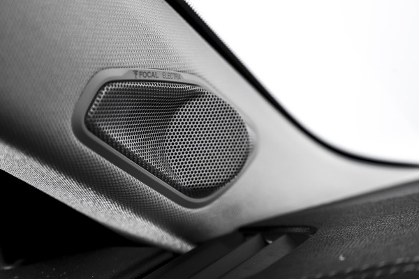 DS DS 4 E-Tense 225 PK Performance Line+ Orig. NL | Dig. Cockpit | Adapt. Cruise | Stoel-+Stuurverw. | Elek. stoelen | 360 Camera | NAV + App. Connect | ECC | Elek. Klep | Afn. Trekhaak | LM 20" |