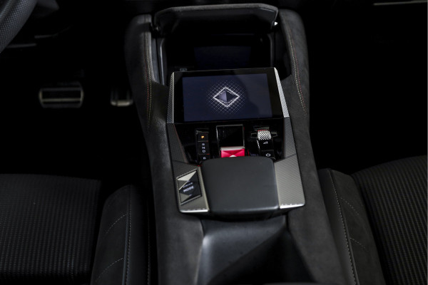 DS DS 4 E-Tense 225 PK Performance Line+ Orig. NL | Dig. Cockpit | Adapt. Cruise | Stoel-+Stuurverw. | Elek. stoelen | 360 Camera | NAV + App. Connect | ECC | Elek. Klep | Afn. Trekhaak | LM 20" |