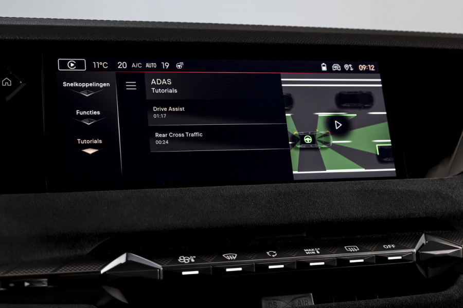 DS DS 4 E-Tense 225 PK Performance Line+ Orig. NL | Dig. Cockpit | Adapt. Cruise | Stoel-+Stuurverw. | Elek. stoelen | 360 Camera | NAV + App. Connect | ECC | Elek. Klep | Afn. Trekhaak | LM 20" |