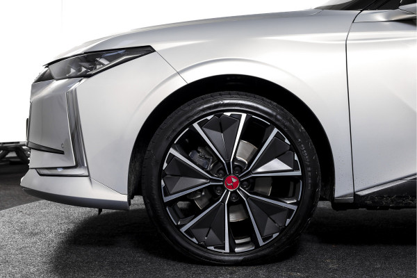 DS DS 4 E-Tense 225 PK Performance Line+ Orig. NL | Dig. Cockpit | Adapt. Cruise | Stoel-+Stuurverw. | Elek. stoelen | 360 Camera | NAV + App. Connect | ECC | Elek. Klep | Afn. Trekhaak | LM 20" |