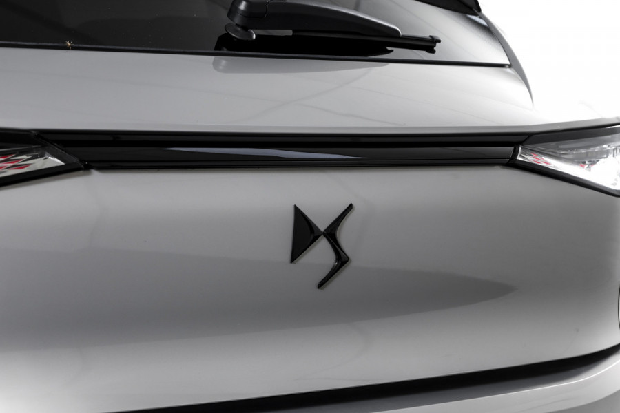 DS DS 4 E-Tense 225 PK Performance Line+ Orig. NL | Dig. Cockpit | Adapt. Cruise | Stoel-+Stuurverw. | Elek. stoelen | 360 Camera | NAV + App. Connect | ECC | Elek. Klep | Afn. Trekhaak | LM 20" |