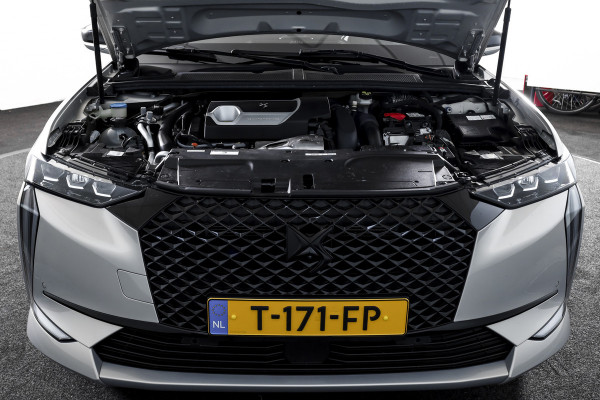 DS DS 4 E-Tense 225 PK Performance Line+ Orig. NL | Dig. Cockpit | Adapt. Cruise | Stoel-+Stuurverw. | Elek. stoelen | 360 Camera | NAV + App. Connect | ECC | Elek. Klep | Afn. Trekhaak | LM 20" |